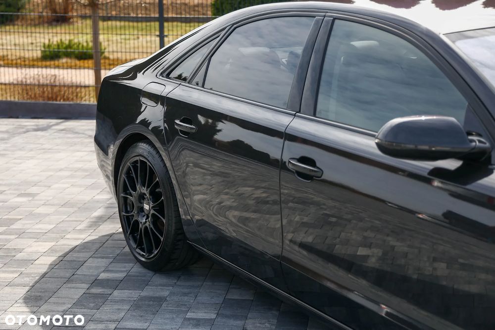 Audi A8 4.2 TDI Quattro - 13
