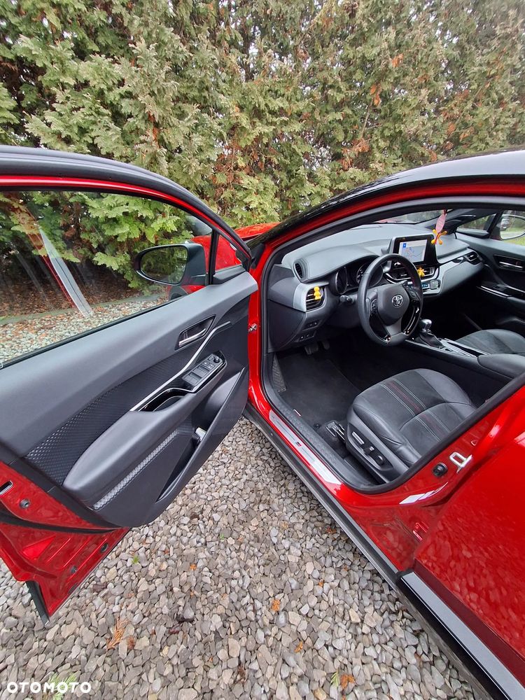 Toyota C-HR - 14
