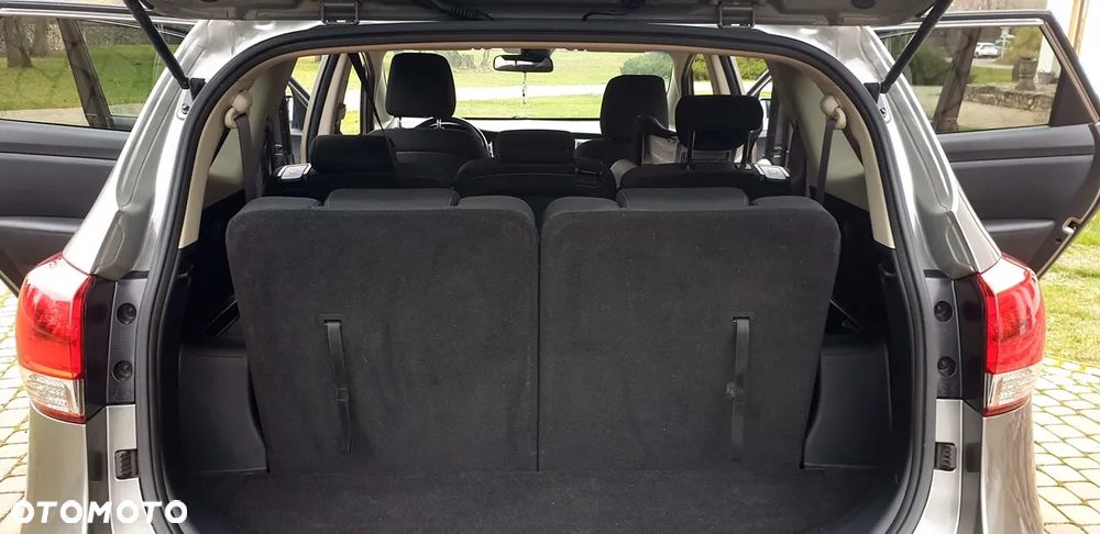 Kia Carens 1.7 CRDi M 7os - 23