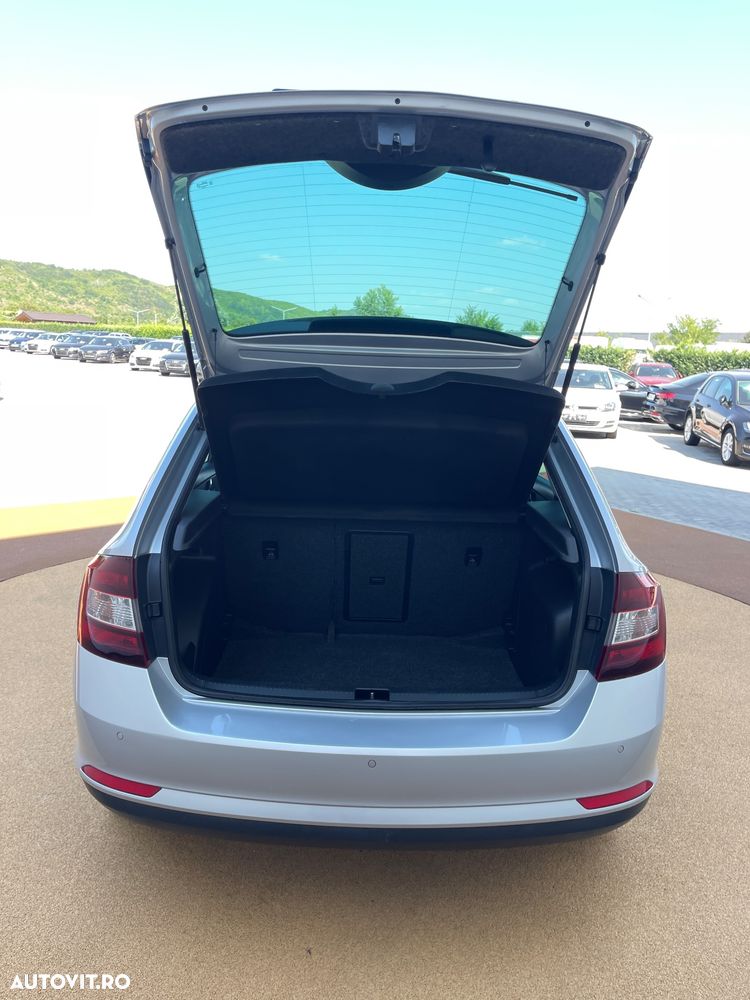 Skoda RAPID 1.2 TSI Ambition - 27