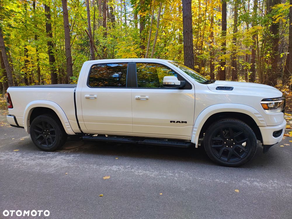RAM 1500 5.7 Crew Cab Laramie - 4