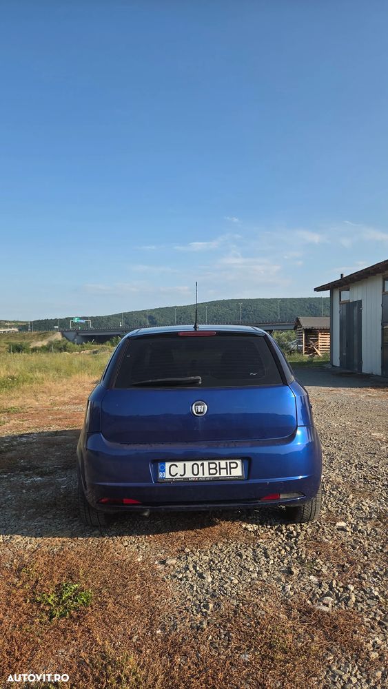 Fiat Grande Punto - 5