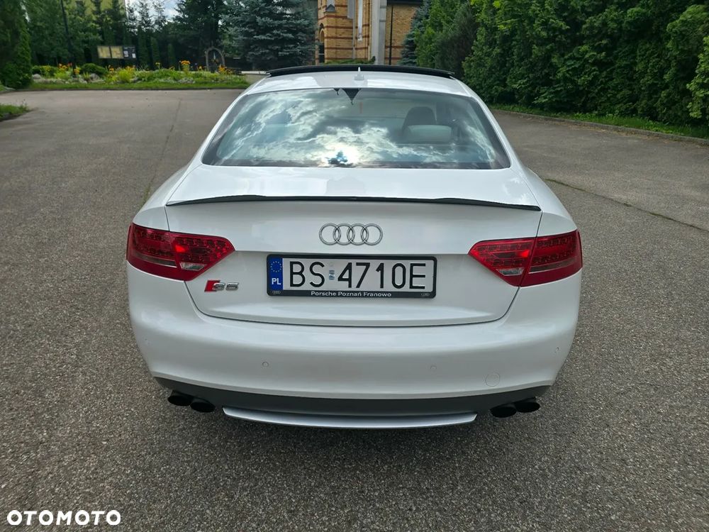 Audi S5 Coupé 4.2 Quattro - 11
