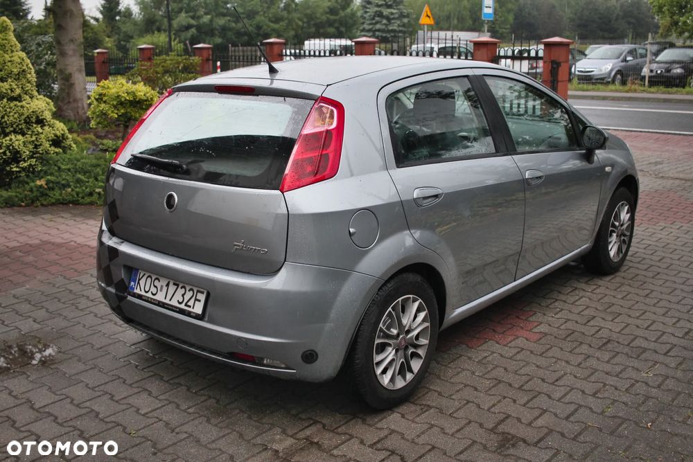 Fiat Grande Punto - 5