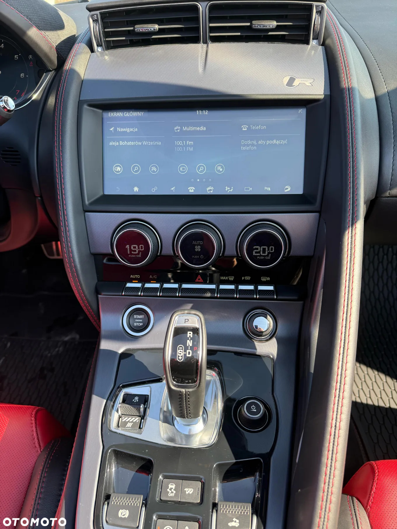 Jaguar F-Type Cabriolet P575 AWD R - 26