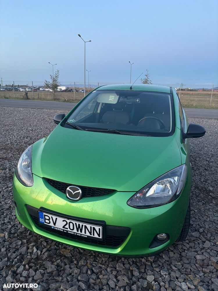 Mazda 2 - 10