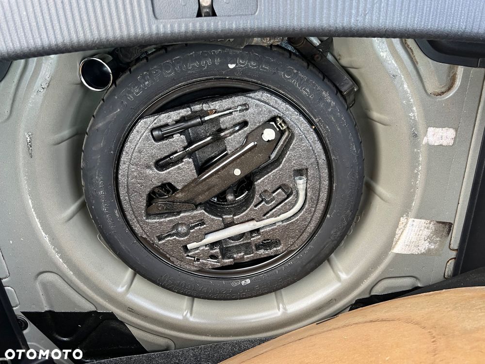 Volkswagen Golf Plus - 24
