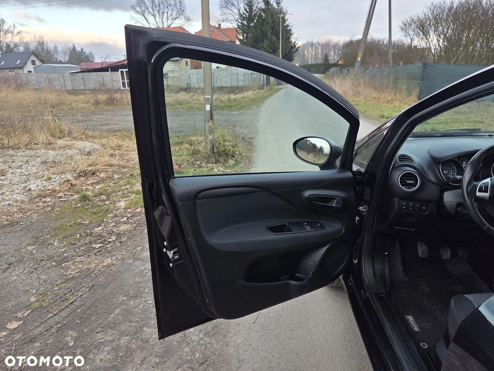 Fiat Punto 1.4 Young - 10