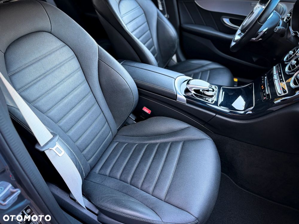 Mercedes-Benz Klasa C 220 d 4-Matic 9G-TRONIC - 8