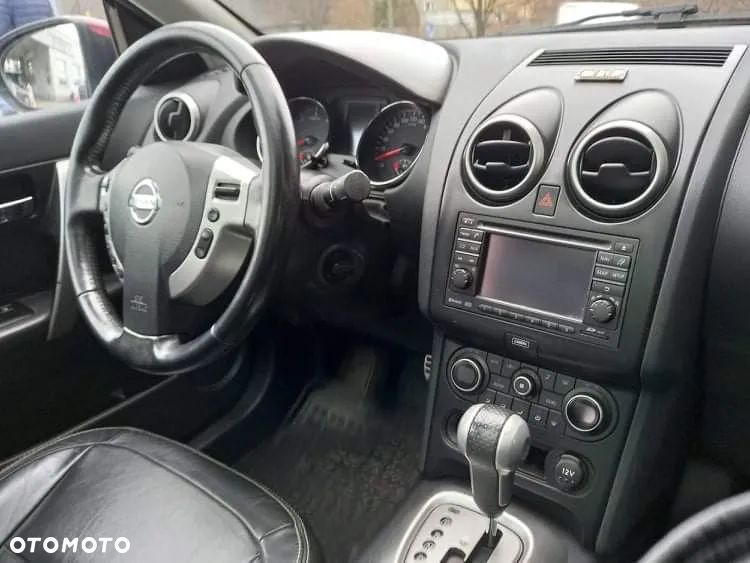 Nissan Qashqai 2.0 dCi 4x4 Tekna - 6