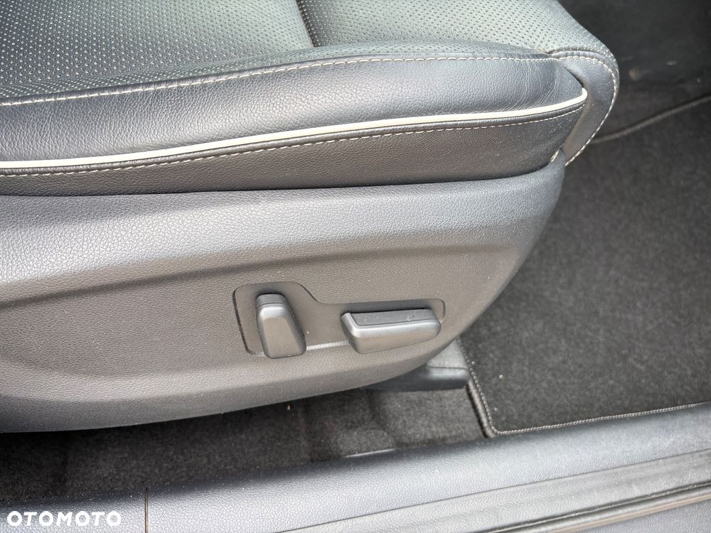Kia Sportage 2.0 CRDI 4WD Vision - 32