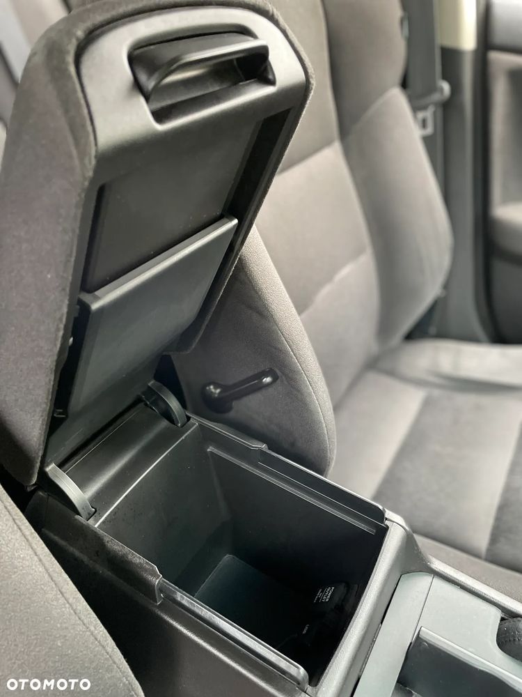 Honda Accord 2.0 Elegance - 26