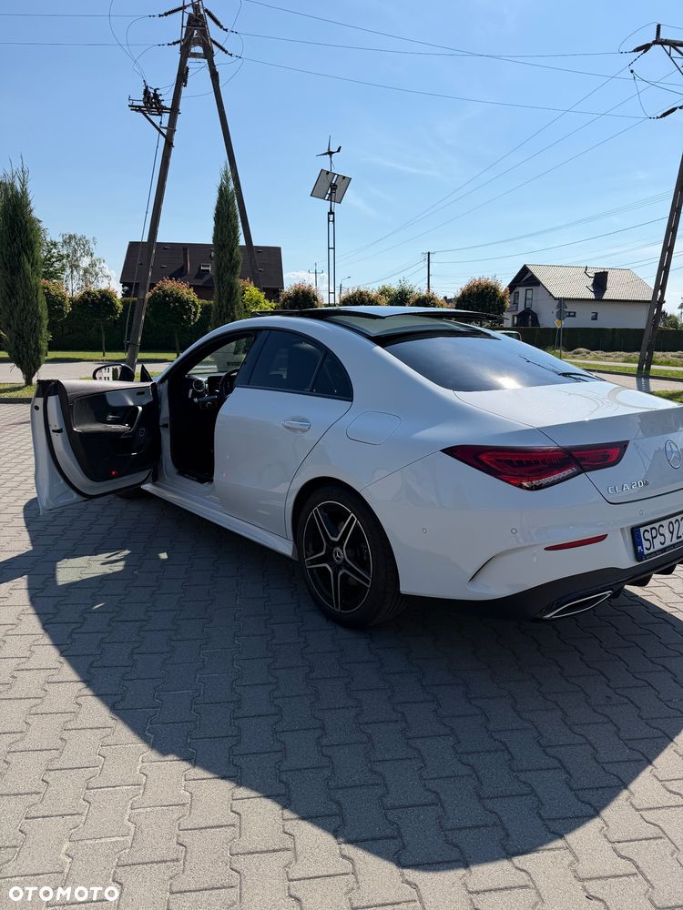 Mercedes-Benz CLA 200 4-Matic AMG Line 8G-DCT - 16