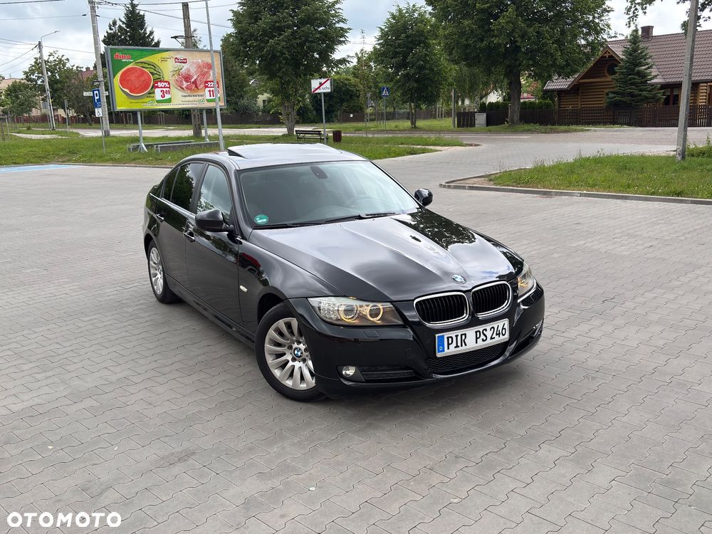 BMW Seria 3 320i - 13
