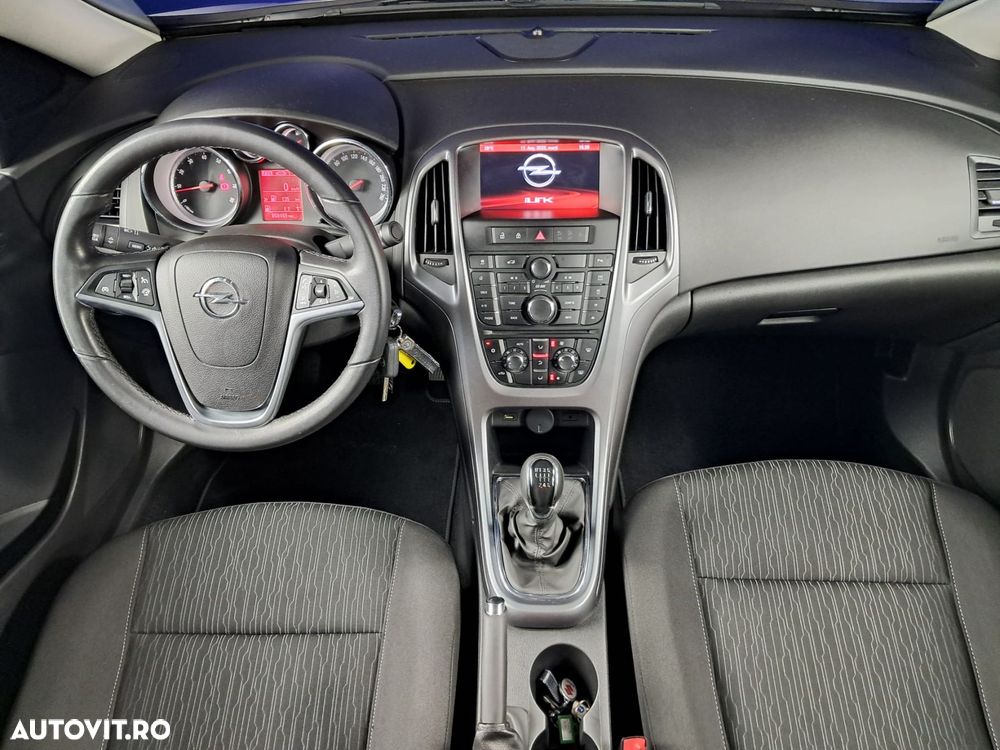 Opel Astra - 12