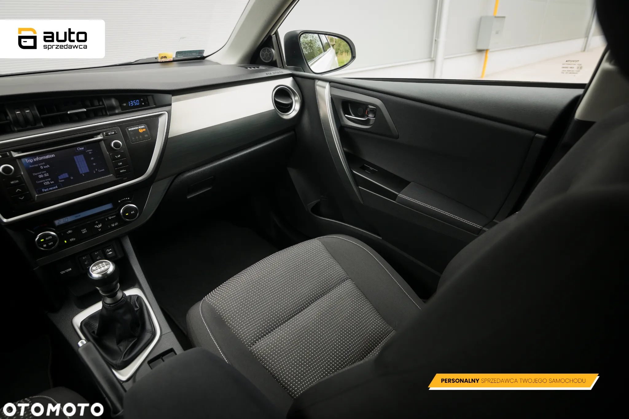 Toyota Auris 1.33 VVT-i Premium Comfort - 27