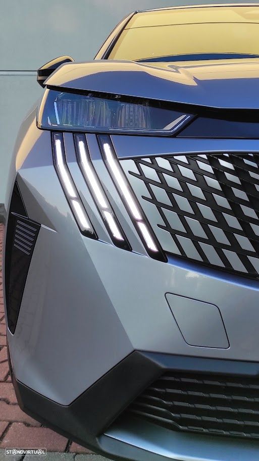 Peugeot E-3008 Allure - 15