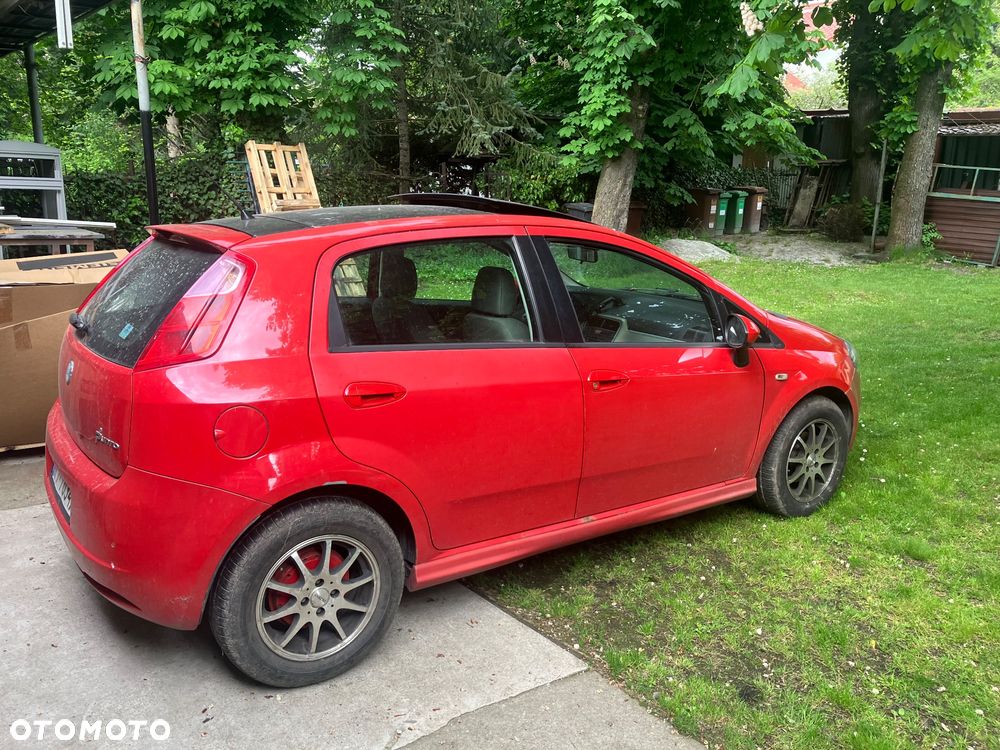 Fiat Punto 1.4 16V Dynamic - 3
