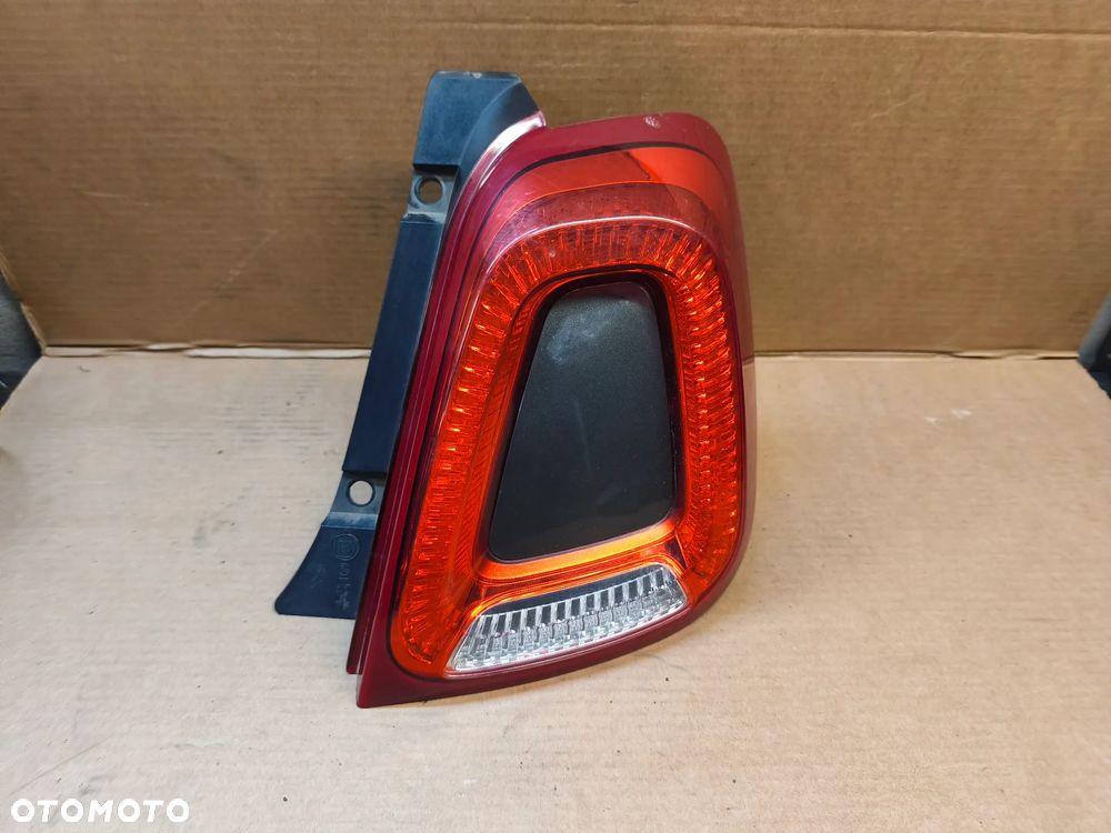 LAMPA TYŁ TYLNA PRAWA FIAT 500 LIFT - 1