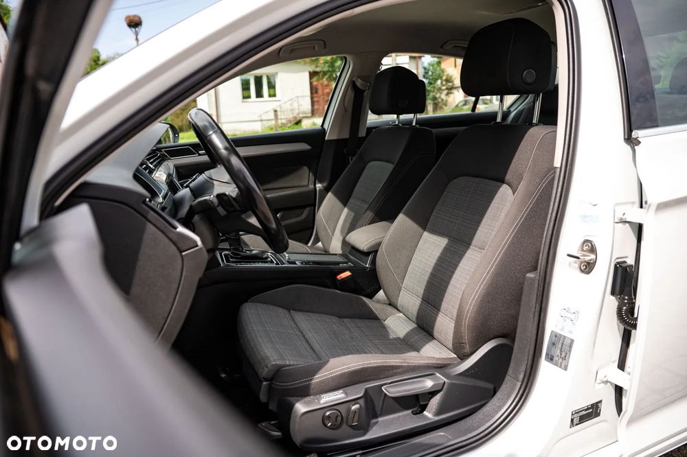 Volkswagen Passat 1.5 TSI EVO Comfortline DSG - 13