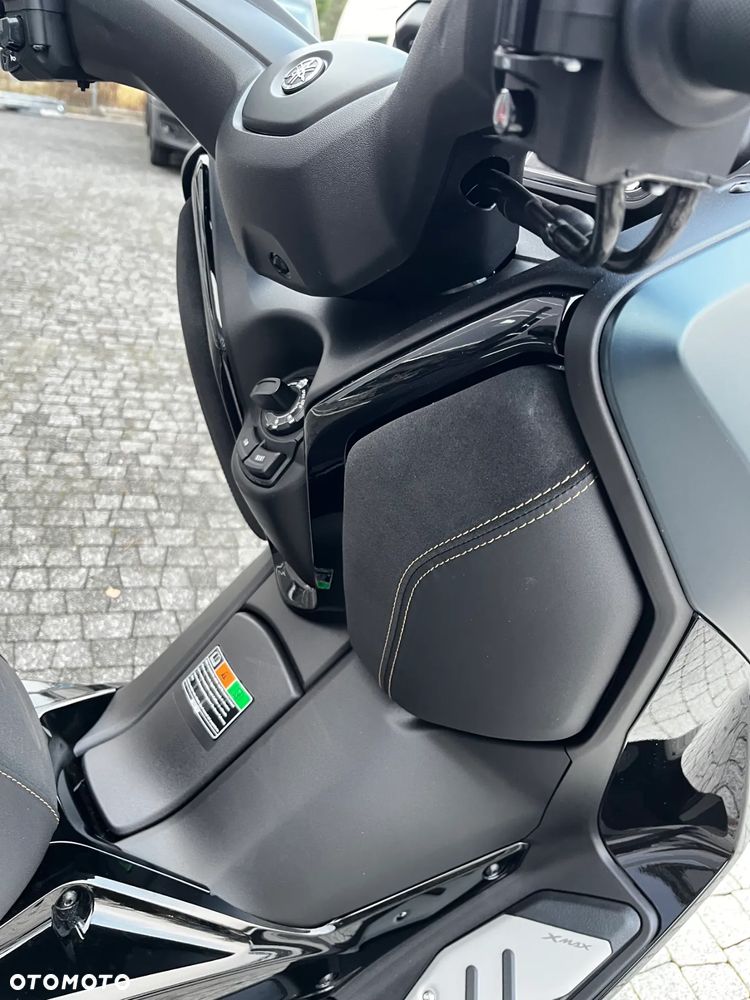 Yamaha X-max - 14