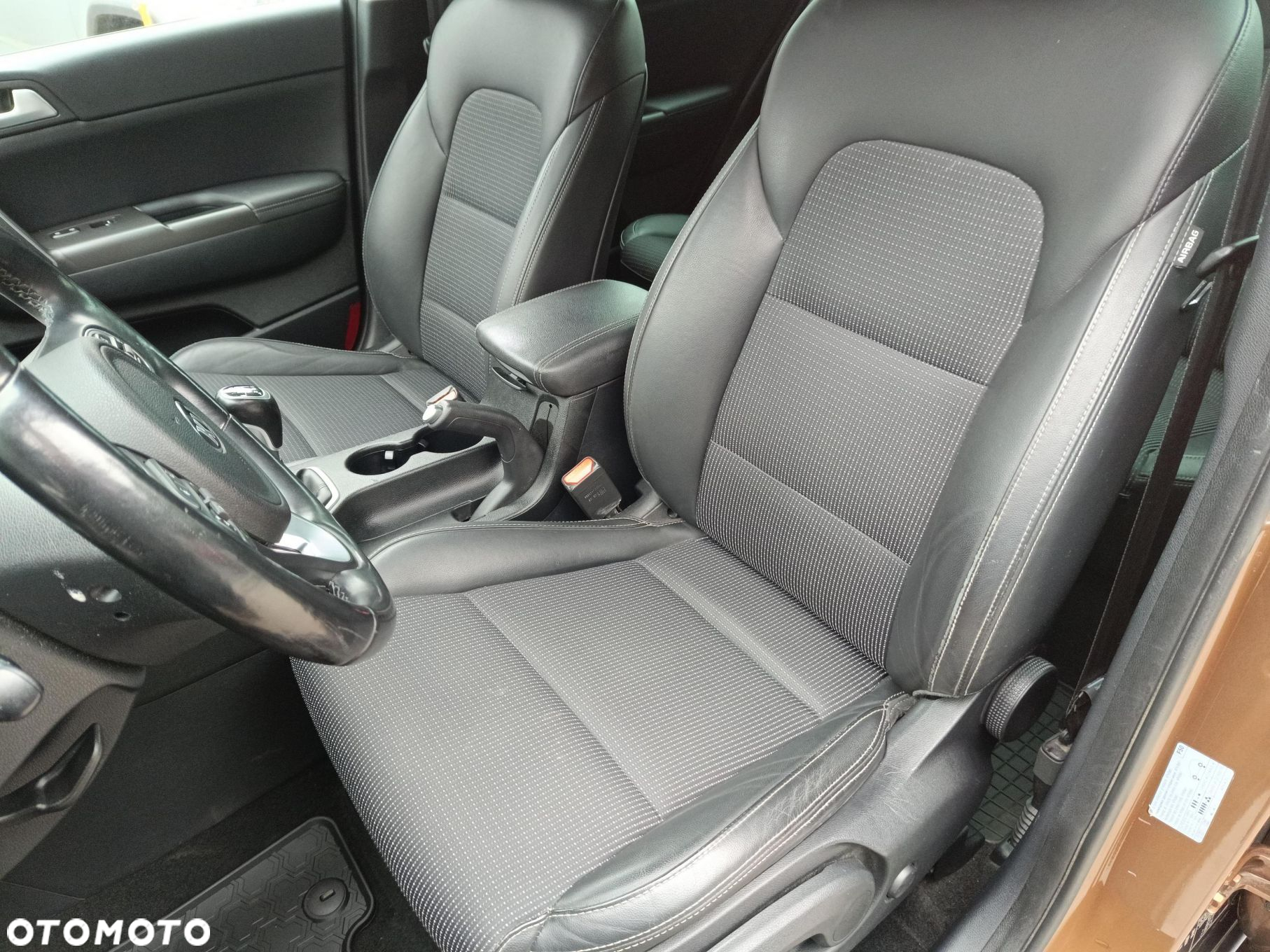 Kia Sportage 1.6 GDI L 2WD - 12