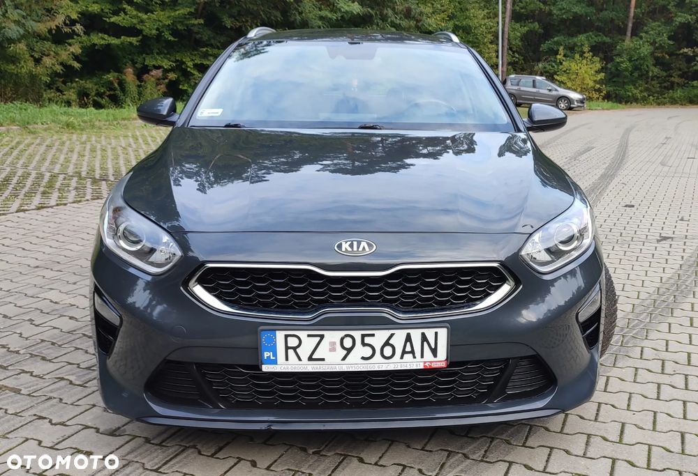 Kia Ceed 1.6 CRDi SCR M - 9