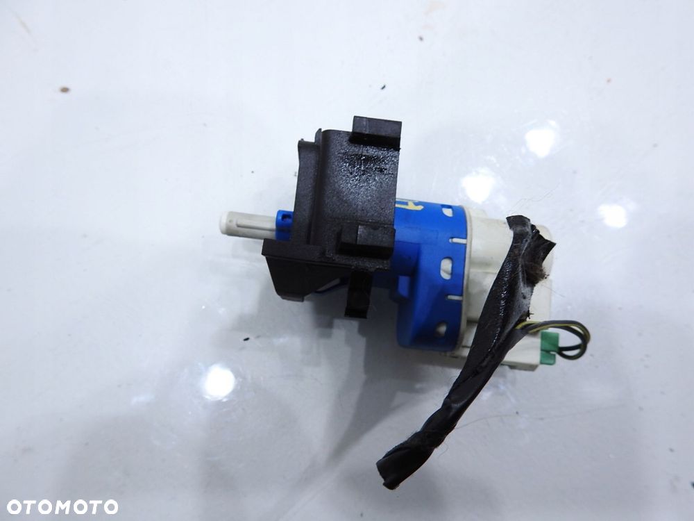 CZUJNIK STOP STOPU FORD FOCUS MK2 - 6