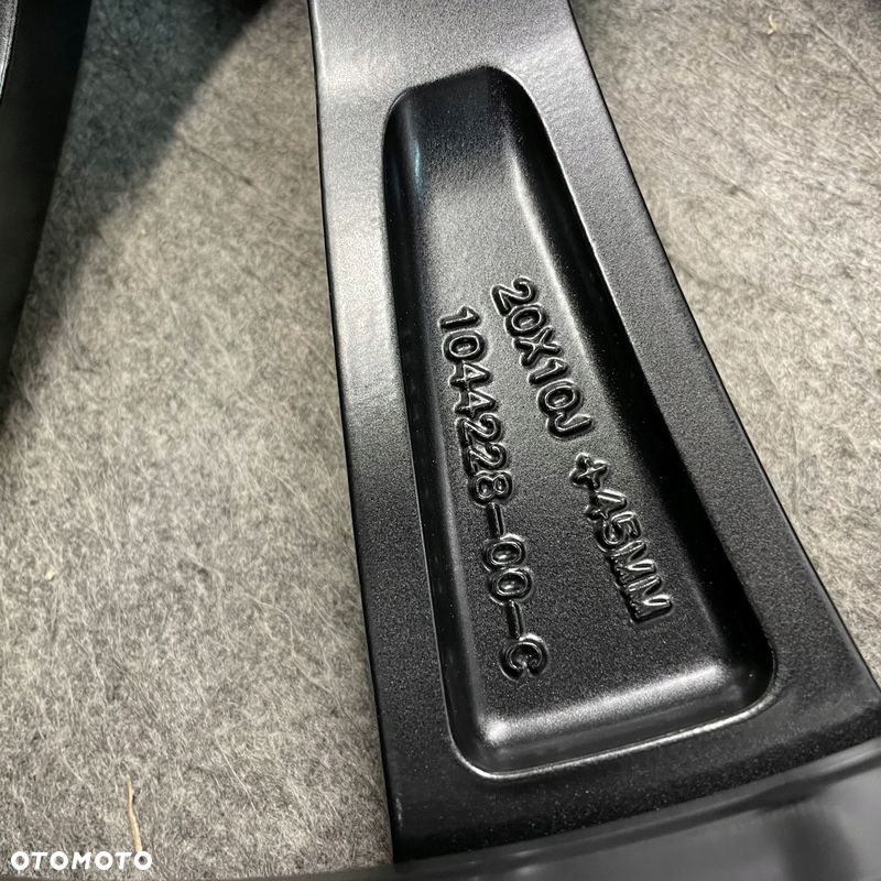 KOMPLET FELG TESLA MODEL 3 PERFORMANCE 20'' 20 - 9