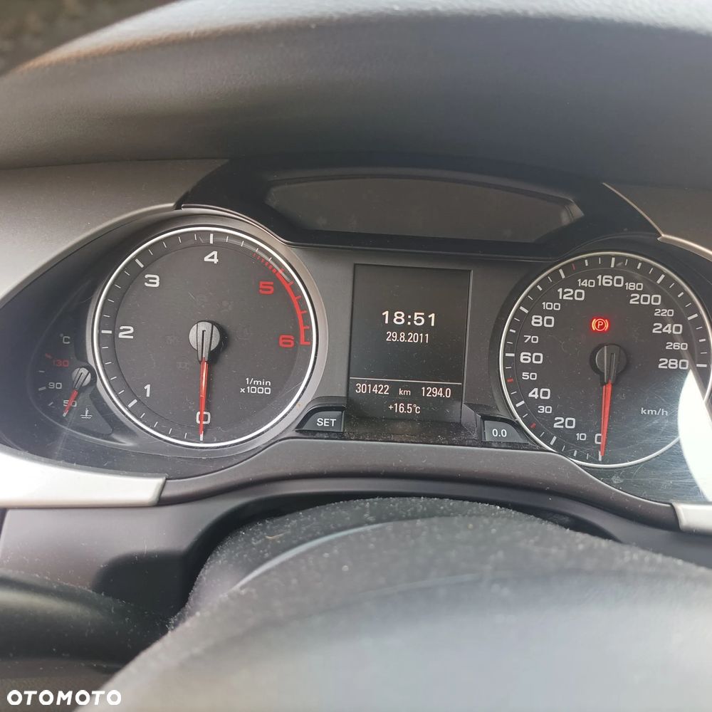 Audi A4 Avant - 14