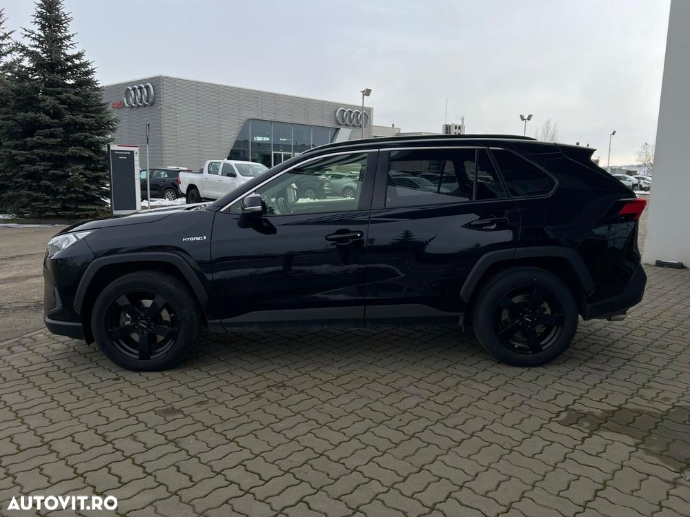 Toyota RAV4 2.5 4x4 Hybrid Team Deutschland - 6