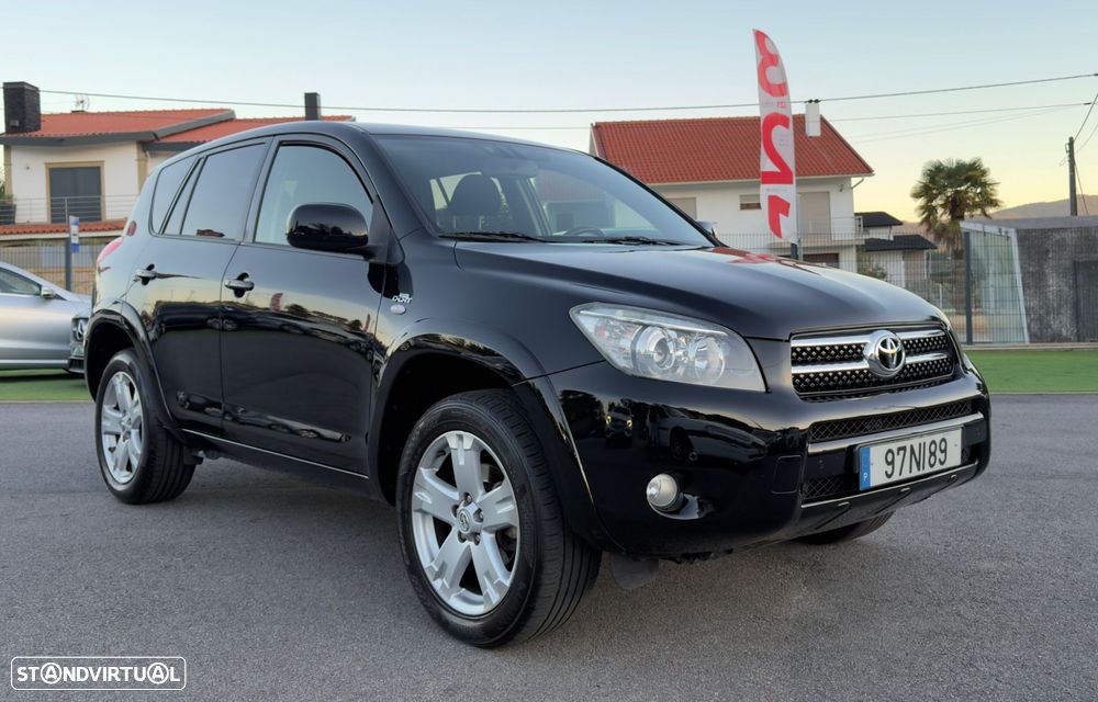 Toyota RAV4 2.2 D-4D X - 3