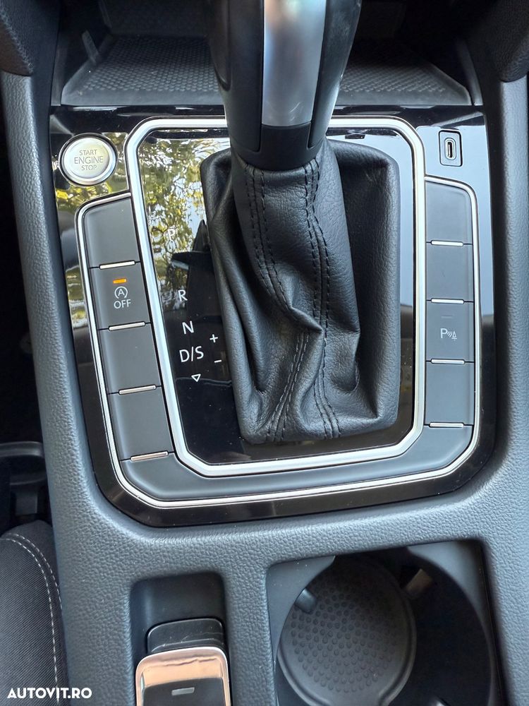 Volkswagen Passat 1.5 TSI OPF DSG Business - 28