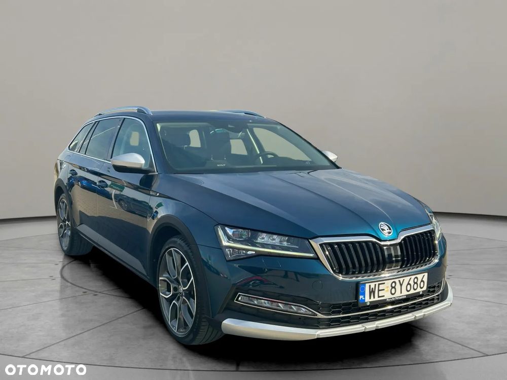Skoda Superb 2.0 TSI 4x4 Scout DSG - 3