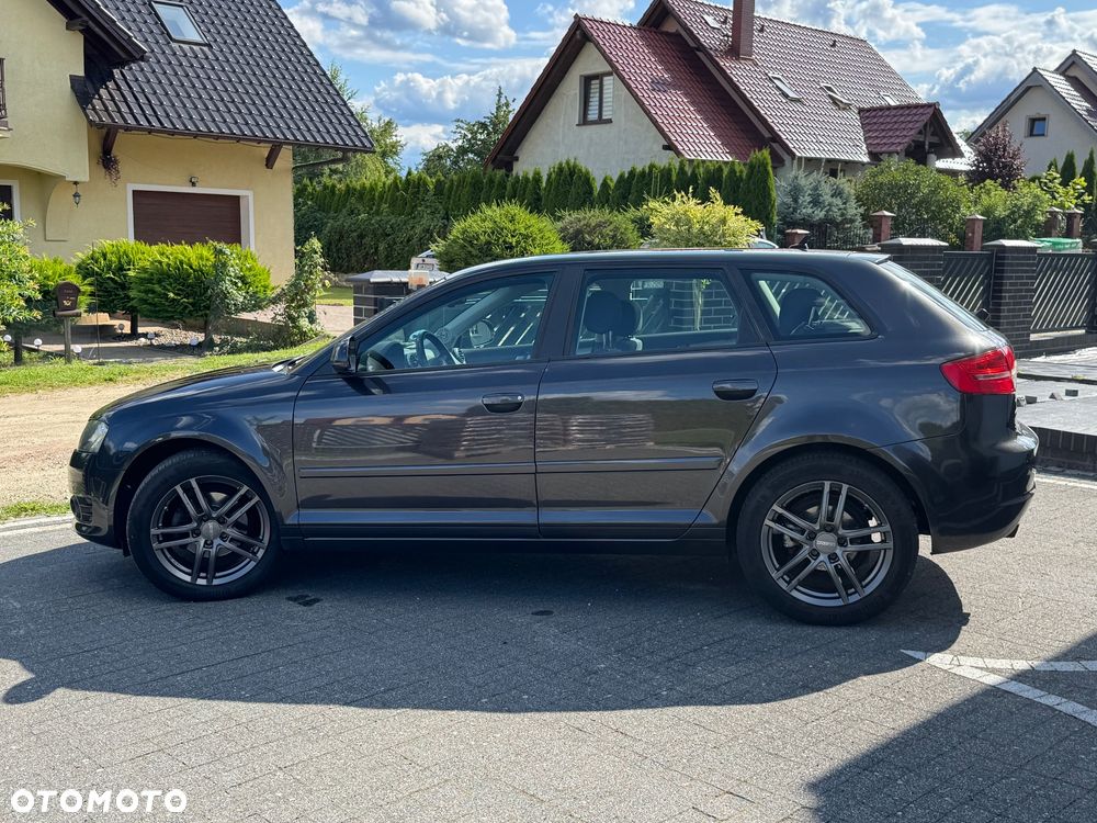Audi A3 Sportback 1.4T FSI Ambiente - 3