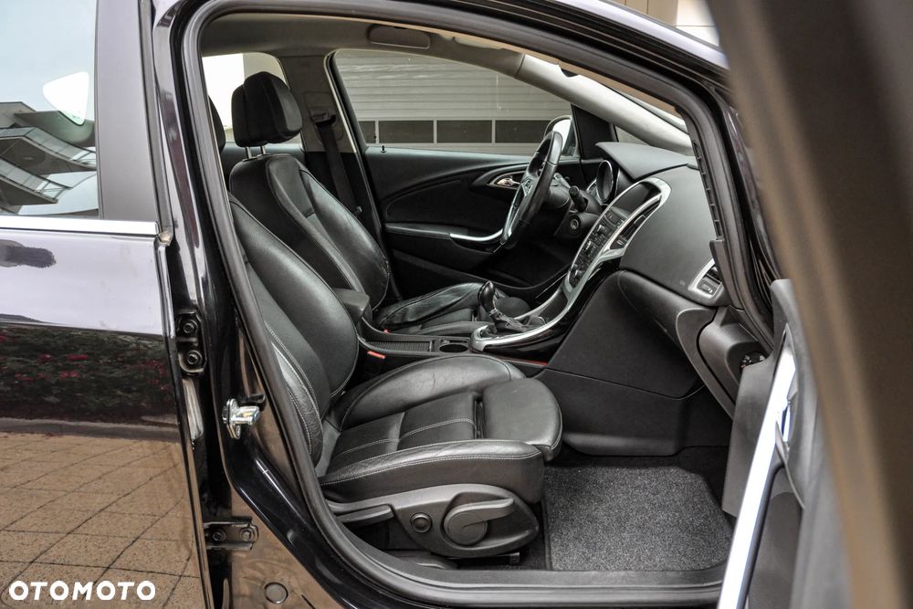 Opel Astra - 11