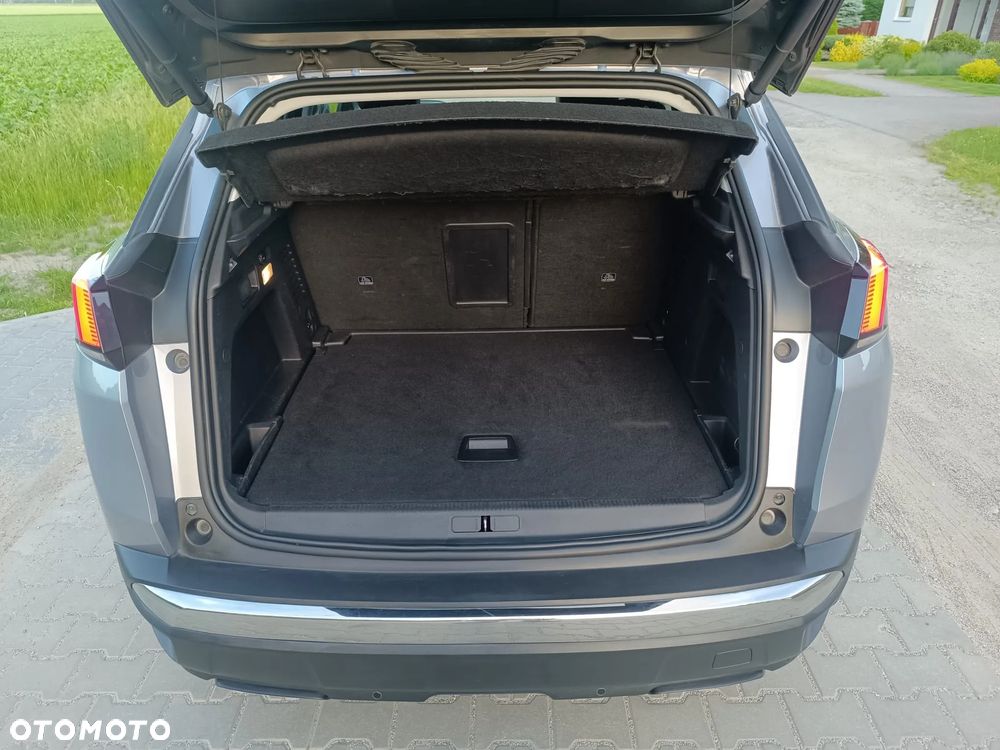 Peugeot 3008 1.5 BlueHDi Allure S&S - 11