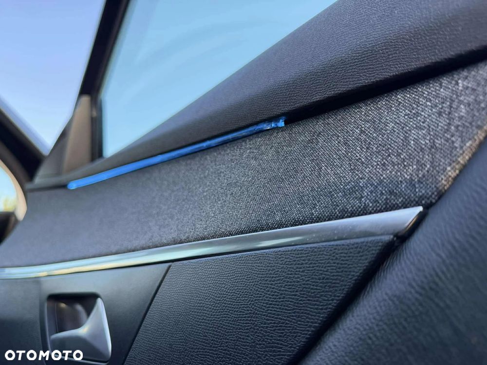 Peugeot 3008 1.6 BlueHDi Allure S&S - 25