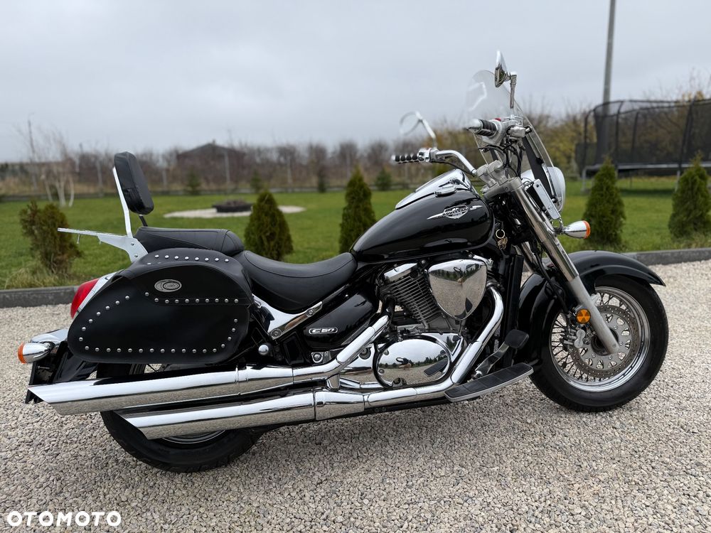 Suzuki VL 800 Volusia - Boulevard C50 - 2