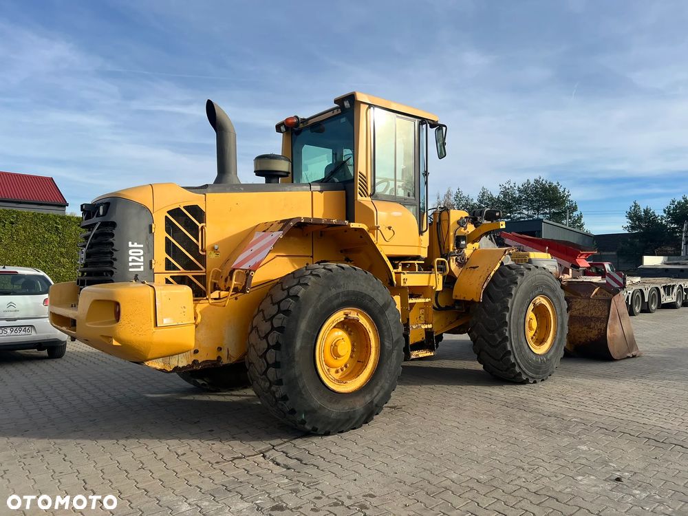Volvo L120F - 3