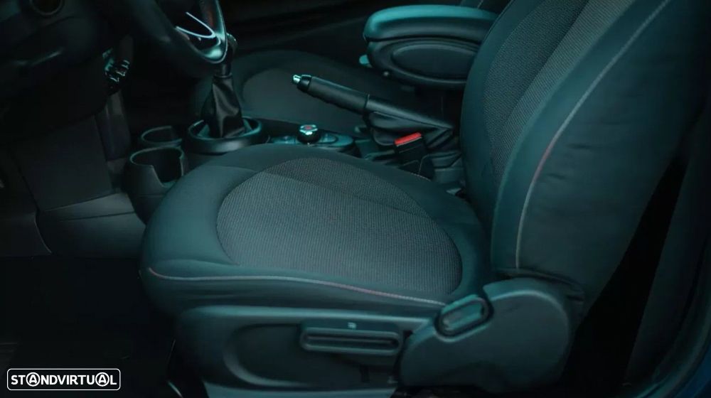 MINI 3 Portas Cooper D - 15