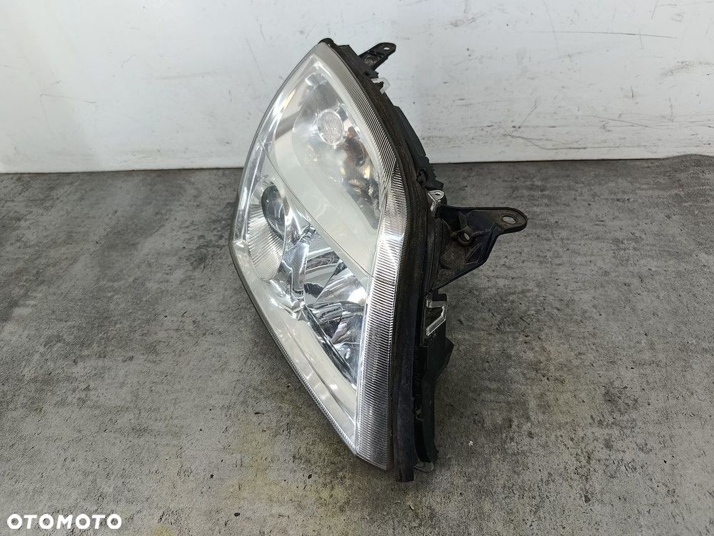 LAMPA PRZÓD PRAWA OPEL VECTRA C 20-A285 TYC - 4