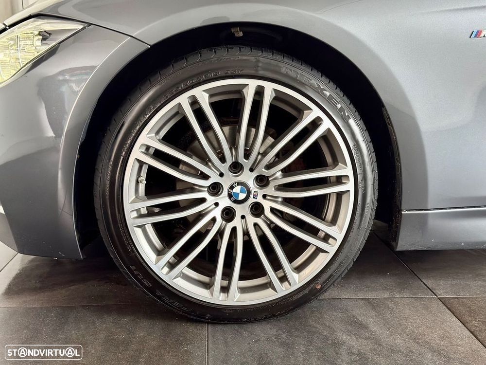 BMW 318 d Pack M Shadow Auto - 11