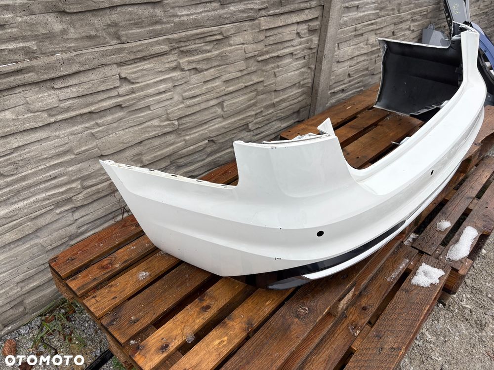 Audi A4 B9 Lift Zderzak tylny Avant - 2