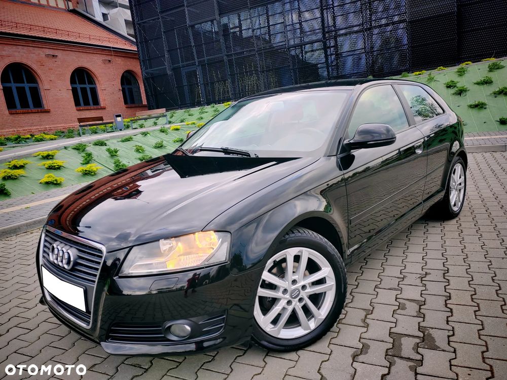 Audi A3 3-drzwiowe 1.6 S line Sportpaket (plus) - 1