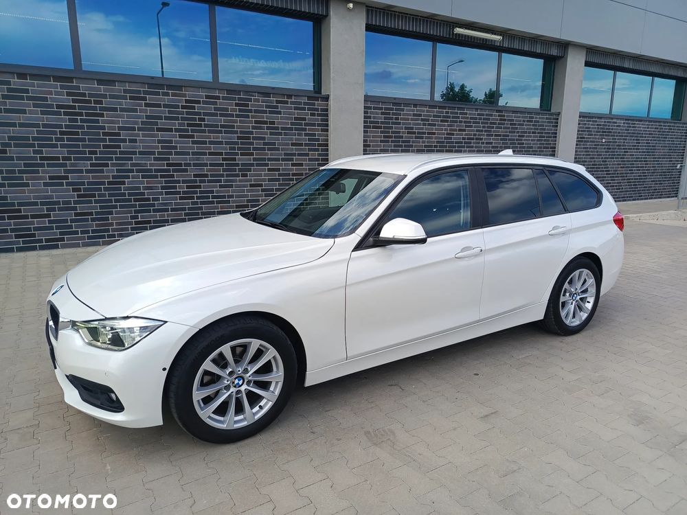 BMW Seria 3 318d Edition Luxury Line Purity - 2
