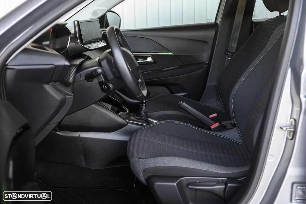 Peugeot 208 1.2 PureTech Active Pack - 26