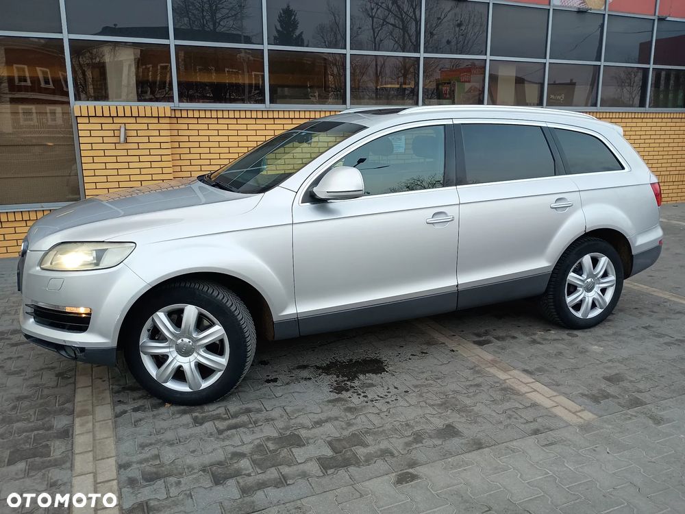 Audi Q7 - 16