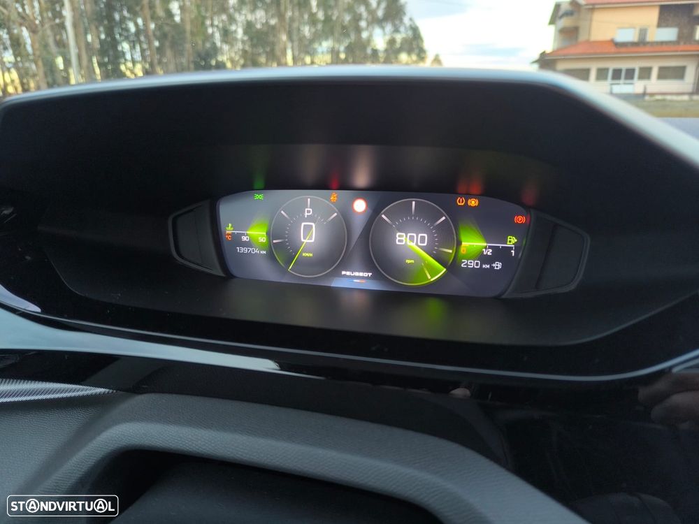 Peugeot 308 PureTech 130 GPF EAT8 Stop & Start GT Pack - 43