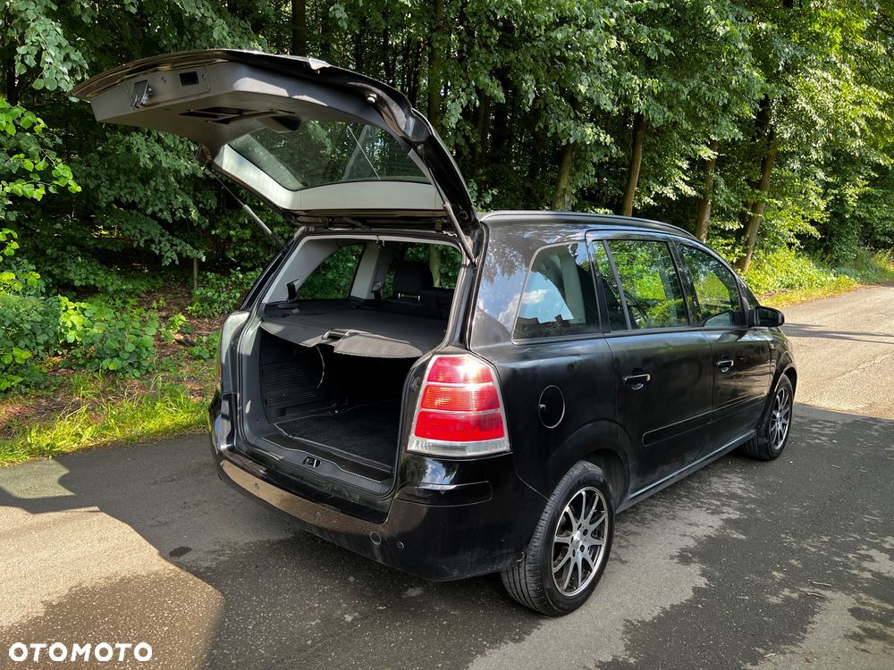 Opel Zafira 1.6 Enjoy - 21